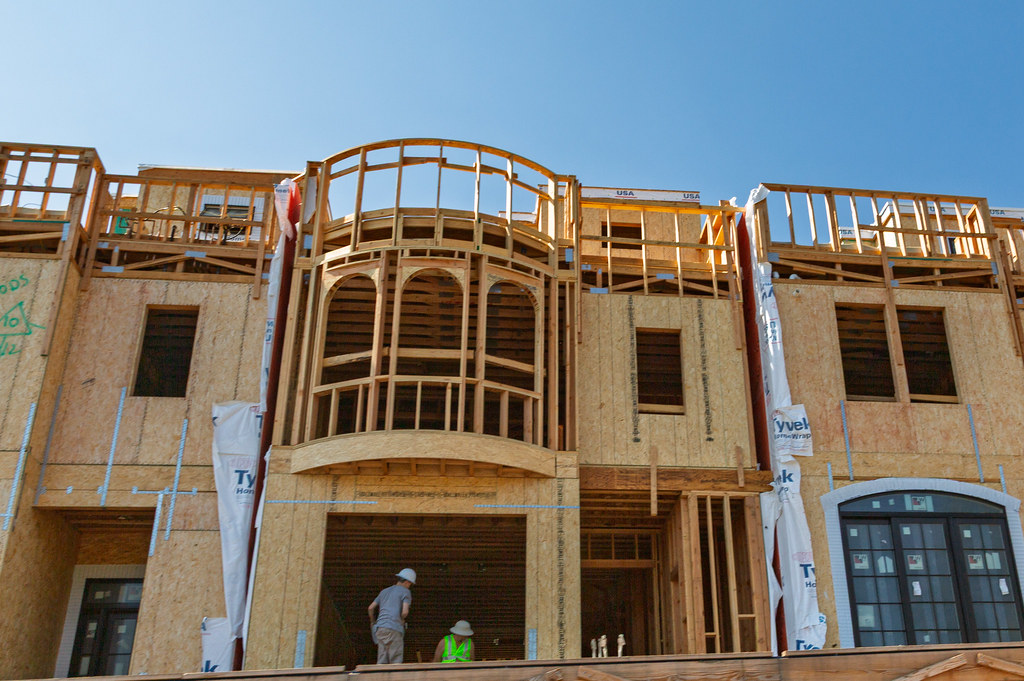 Proyek pembangunan gedung komersial